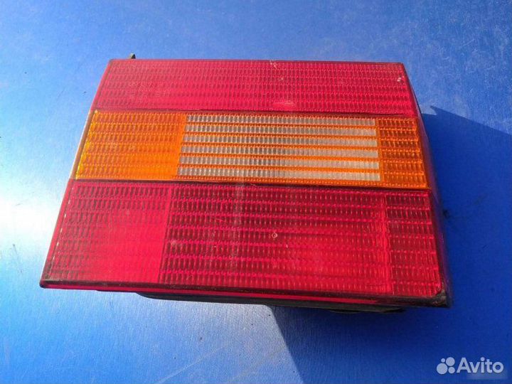 Фонарь левый Volkswagen Passat B4