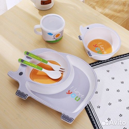 Набор бамбуковой посуды новый, 5 предметов