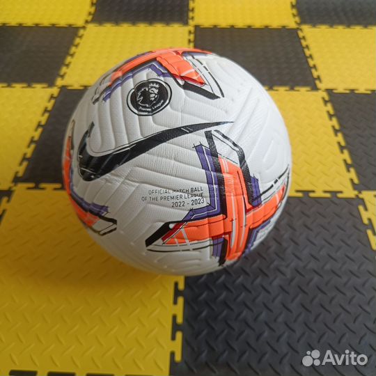 Футбольный мяч nike новый