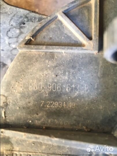 Насос вторичного возду Ауди А6 С5 8D0906613B