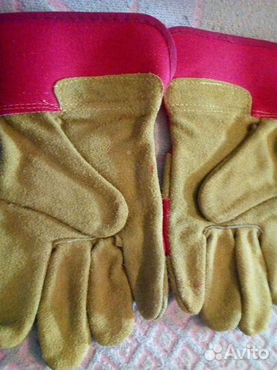 Перчатки