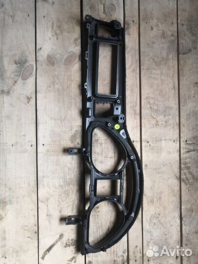 Накладка приборной панели Audi Q7 внедорожник