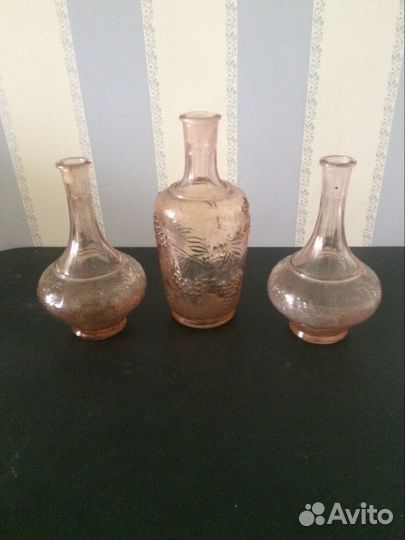 Графины винтаж цветное стекло и кувшин керамика