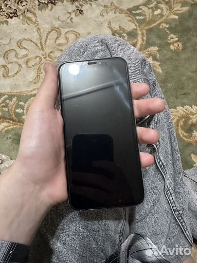 iPhone X, 256 ГБ