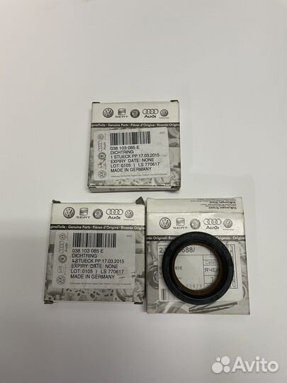 Сальник коленвала передний