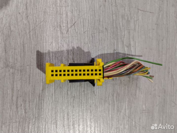 Разъем блока климат-контроля Citroen C4