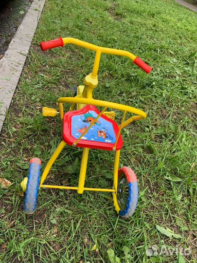 Трехколесный детский велосипед