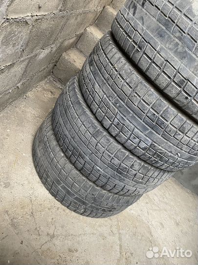 Yokohama LT Radial 215 24.5/8.5 R7 200F