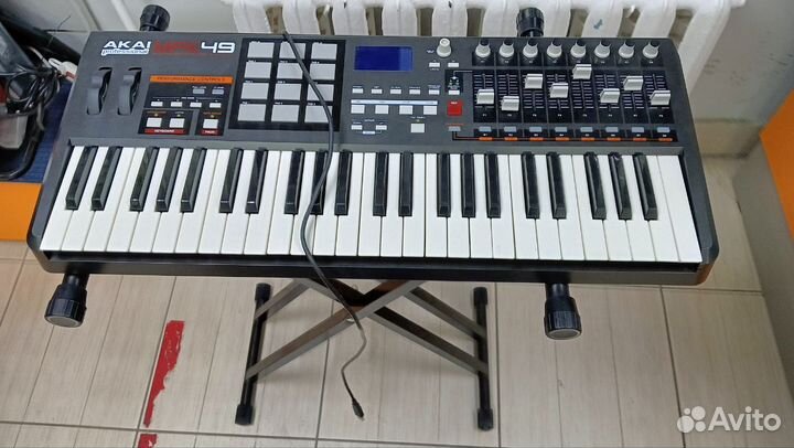 Midi-клавиатура akai MPK-49