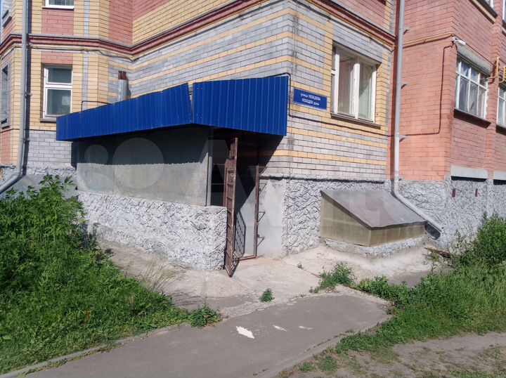 Помещение 104 м² под офис, магазин, склад