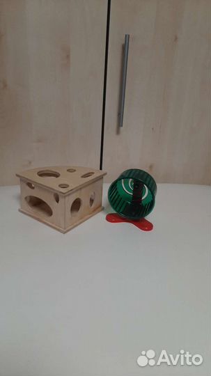 Домик и колесо для маленьких грызунов