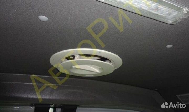 Накрышный вентилятор автовытяжка в автобус фургон