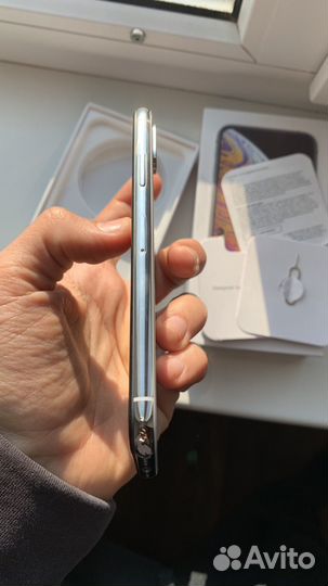 iPhone Xs, 64 ГБ