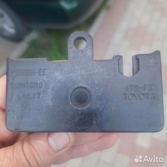 Тормозные колодки задние Lexus LS430