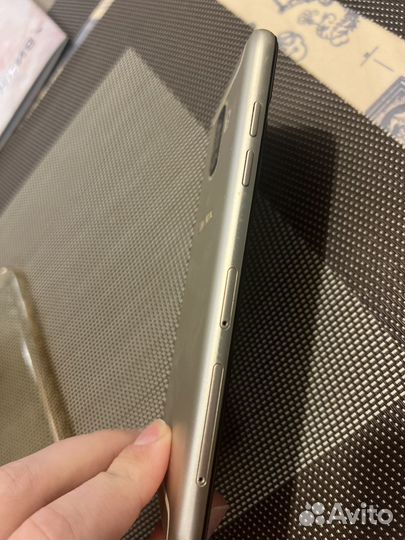 Samsung Galaxy A6, 3/32 ГБ
