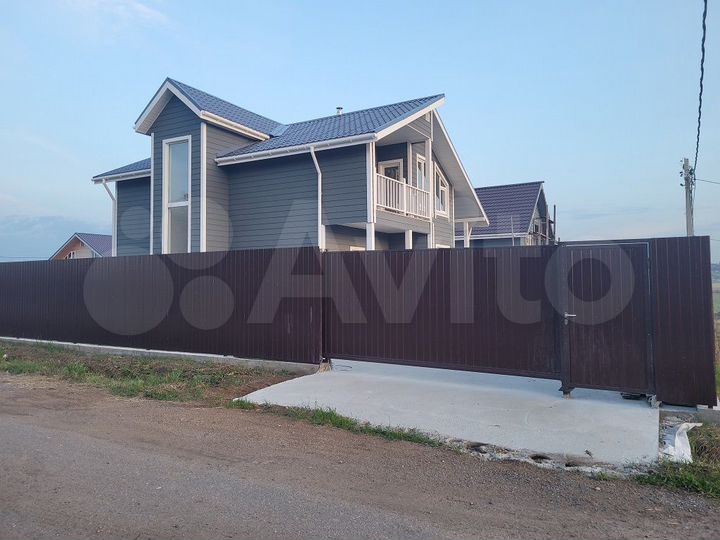 Дом 165 м² на участке 5 сот.