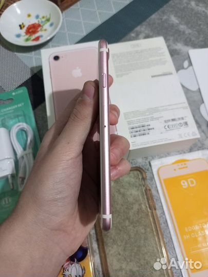 iPhone 7, 32 ГБ