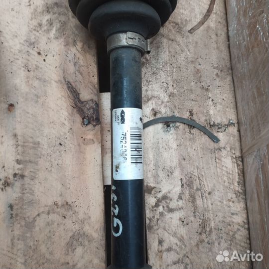 Bmw x3 e83 привод полуось шрус правый