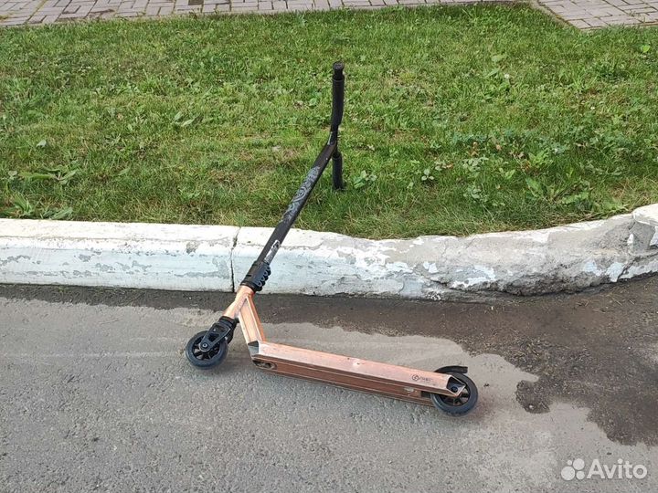 Трюковой самокат декатлон