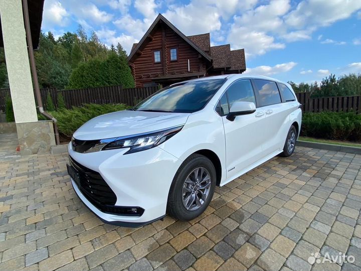 Toyota Sienna 2.5 AT, 2021, 7 600 км