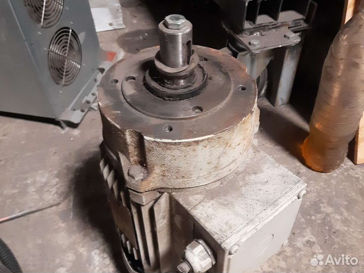 Электродвигатель на 380 в бу