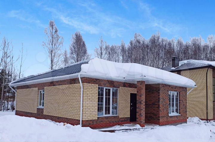 Дом 98 м² на участке 5 сот.