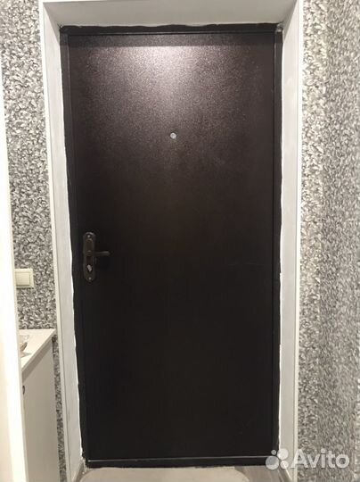 Дверь входная металлическая
