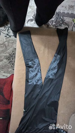 Рашгард Venum