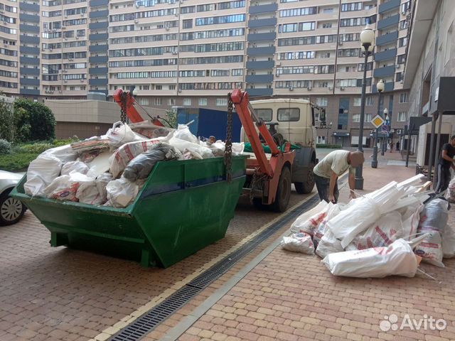 Вывоз строительного мусора. Лодочка, бункер 8кубов в Краснодаре ...