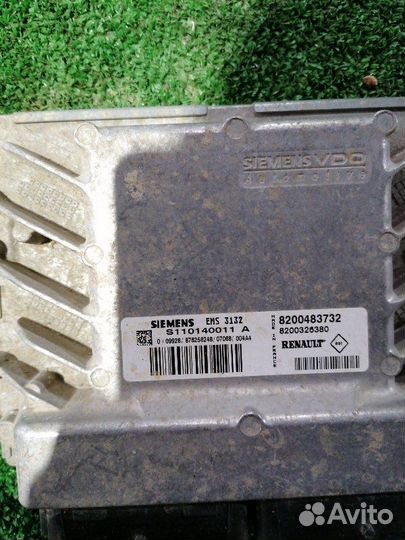 Блок управления двигателем Renault Logan Sandero