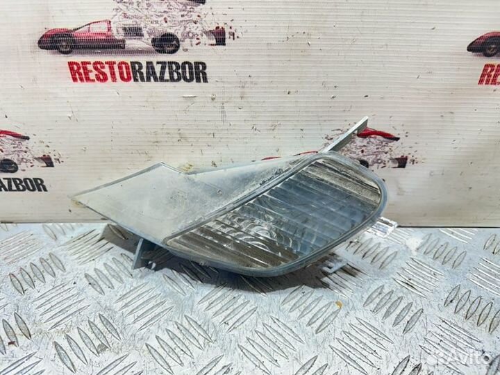 Повторитель поворота в бампер передний левый