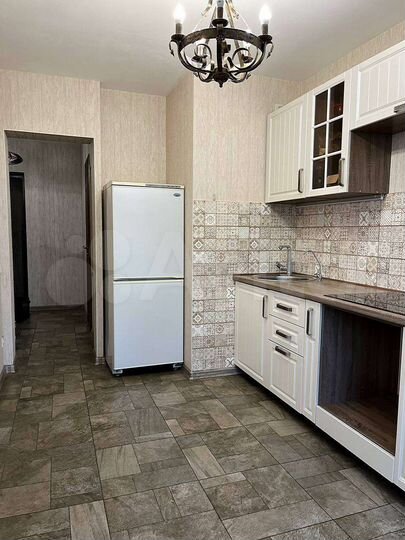 1-к. квартира, 37 м², 4/16 эт.