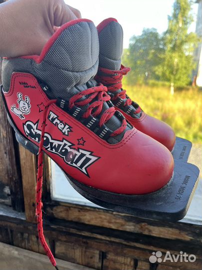 Ботинки лыжные