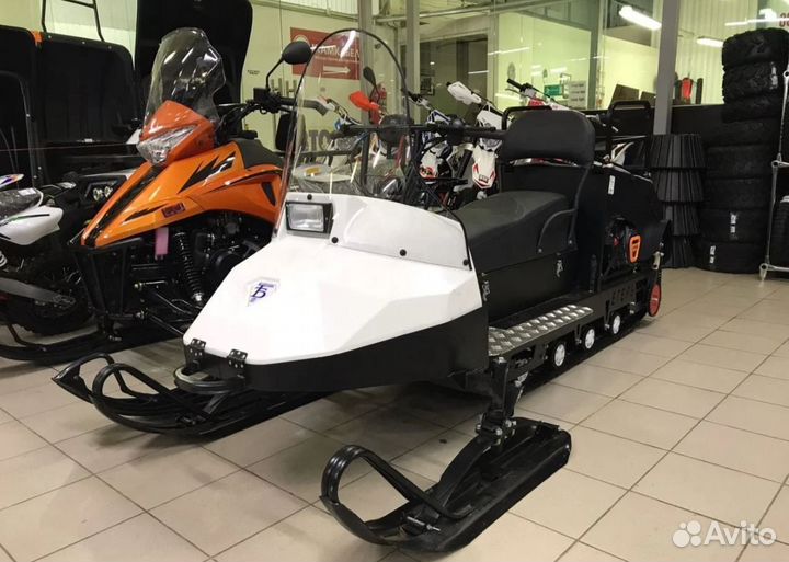 Мотобуксировщик Бурлак-M Егерь 15 л.с Витринный