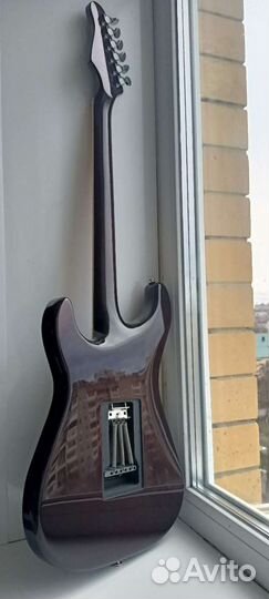 Электрогитара