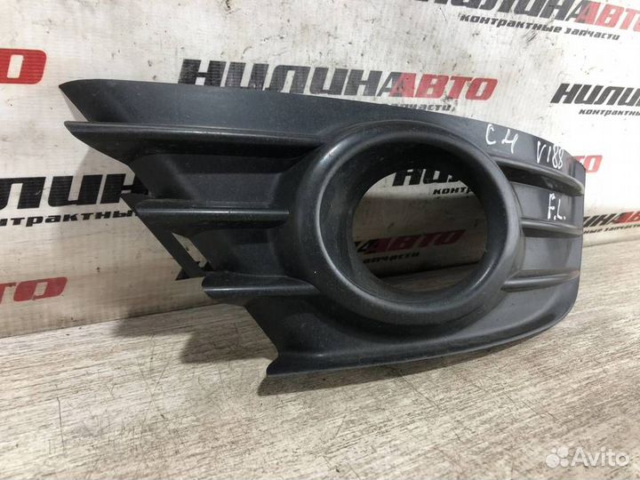 Решетка противотуманной фары левая Ситроен С4