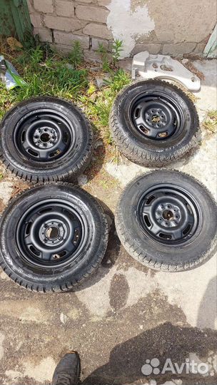Комплект колес r13 на зимней резине (шипы)