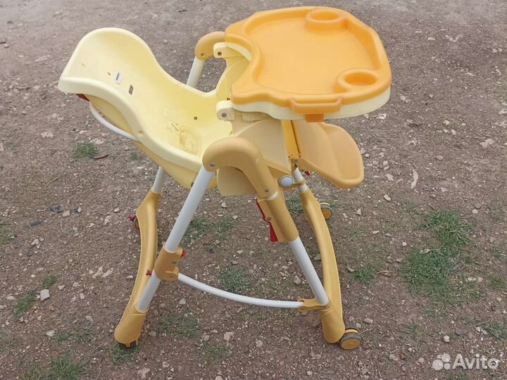 Стул для кормления