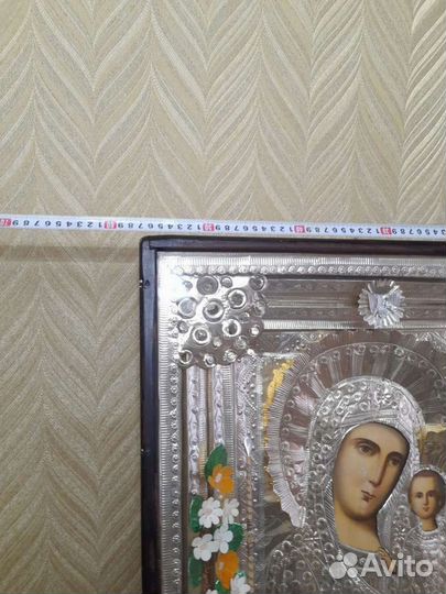 Старинная икона Богородица храмовая