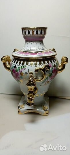 Самовар сувенирный фарфоровый
