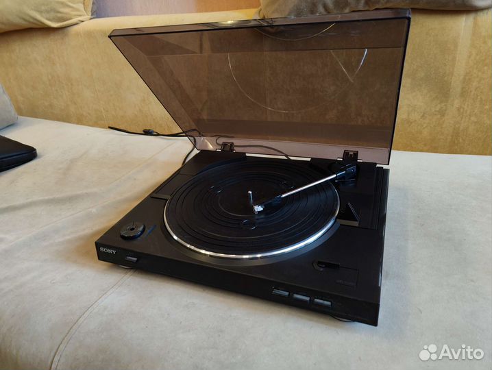 Виниловый проигрыватель Sony ps-lx300usb