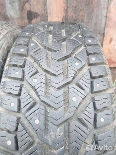 Tigar SUV Ice 215/65 R17 103T