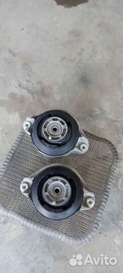 Опоры двигателя Мерседес s-140