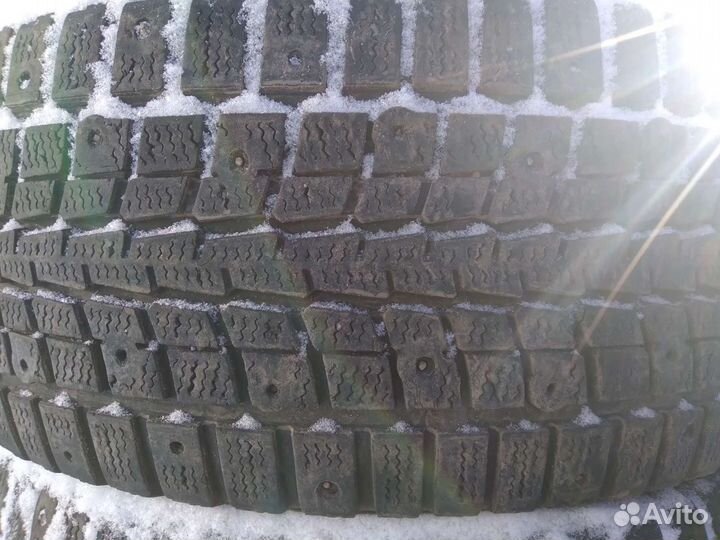 Dunlop SP Winter Ice 01 205/55 R16