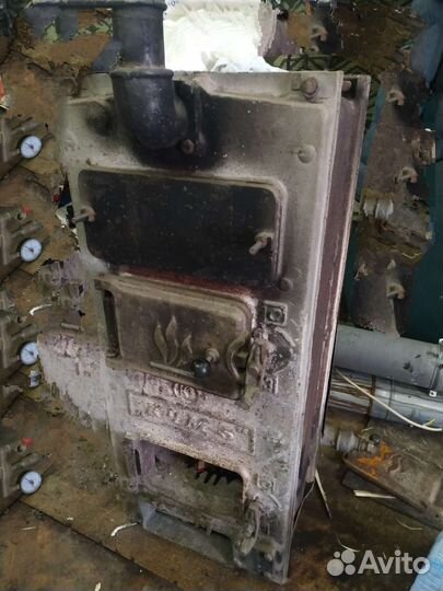 Печка буржуйка чугунная
