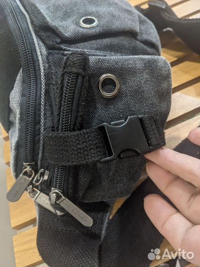Поясная сумка канвас вместительная почти новая