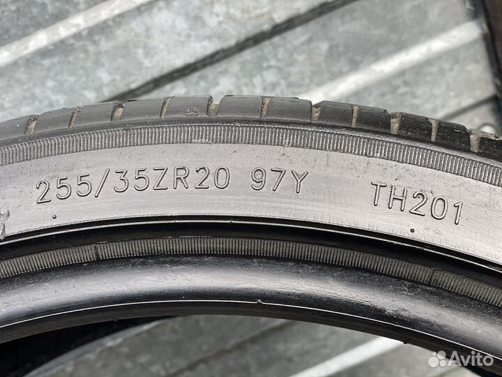 Triangle Sportex TSH11 255/35 R20 97Y