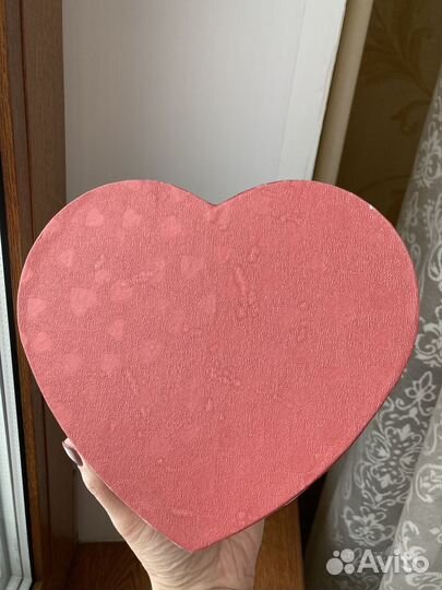 Коробка подарочная сердце