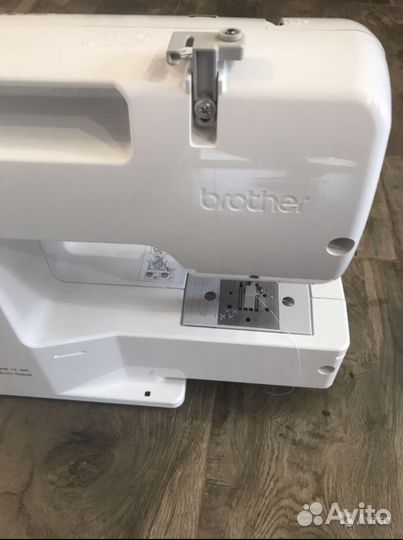 Швейная машинка Brother