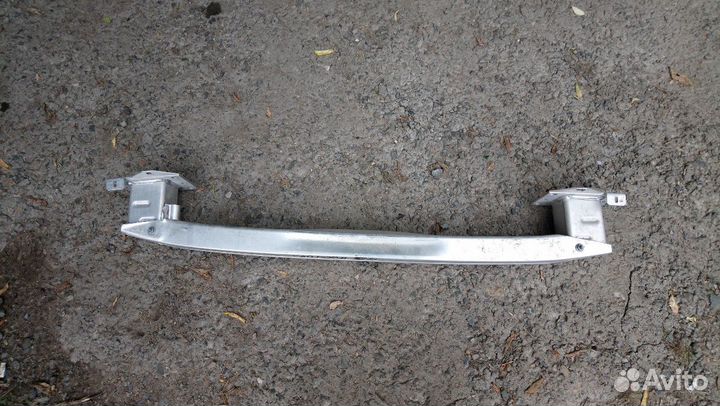 Усилитель бампера CitroeN C4 C 4 Peugeot 308 408